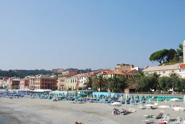 O mar de Ligúria, Itália celle ligure — Fotografia de Stock