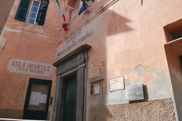 Pueblo italiano medieval, Cervo, Liguria, Italia —  Fotos de Stock