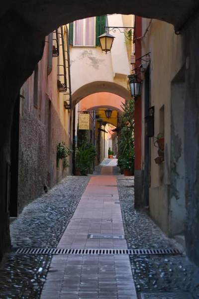Middeleeuwse Italiaanse village, cervo, Ligurië, Italië — Stockfoto