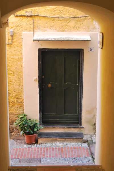 Pueblo italiano medieval, Cervo, Liguria, Italia — Foto de Stock