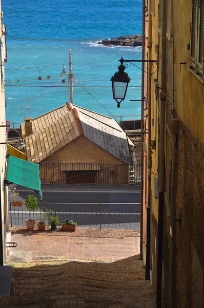 Középkori olasz faluban Cervo, Liguria, Olaszország — Stock Fotó