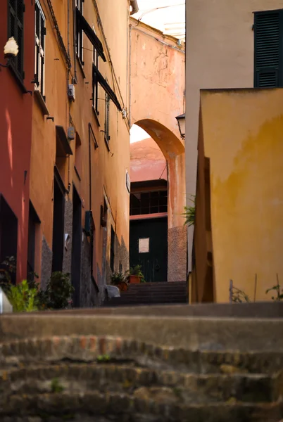 Middeleeuws Italiaanse dorp cervo, Ligurië, Italië — Stockfoto