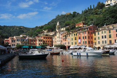 Portofino, Liguria, İtalya yolunda.