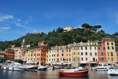 Portofino, Liguria, İtalya yolunda.