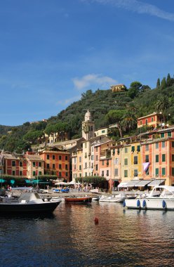 Portofino, Liguria, İtalya yolunda.