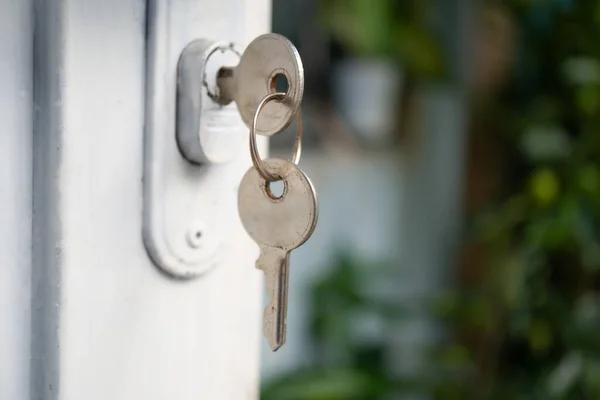 Clés Dans Serrure Porte Maison — Photo