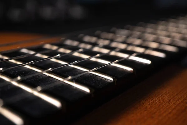 Классическая Гитара Черном Фоне Акустическая Гитарная Концепция Перфект Флаера Открытки — стоковое фото