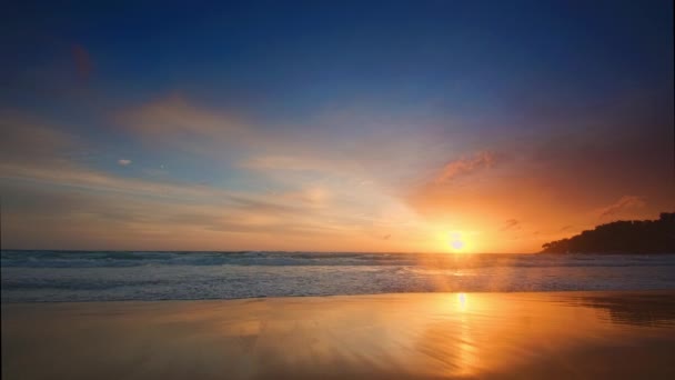 Prachtig Tropisch Strand Met Zonsondergang Hemel Prachtig Phuket Strand Beroemde — Stockvideo