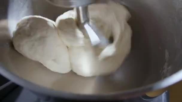 Karıştırma Makinesi Kullanarak Ekmek Hamuru Üretme Işlemini Kapat Makine Ekmek — Stok video
