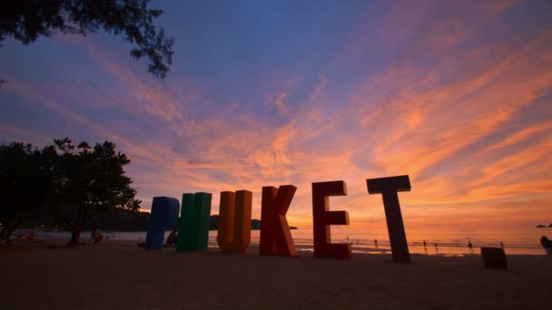 Phuket Sign Multi Color Beach Patong Beach Phuket Thailand Beach — Stockvideo