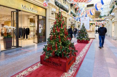Marina Rinaldi 'den Noel ağacı, 