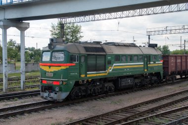 Kargo dizel lokomotifi M62-1707 Beyaz Rusya Demiryolu, Brest, Belarus, Belarus, 20 Temmuz 2015 Brest-Central istasyonundaki Bug parkında