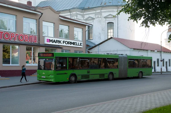 Low Floor City Bus Maz 105 465 Pervomayskaya Street Slonim — ストック写真