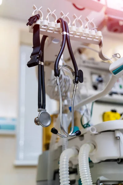 Moderne Krankenhausausstattung Geräte Für Die Behandlung Von Patienten Gesundheitswesen — Stockfoto