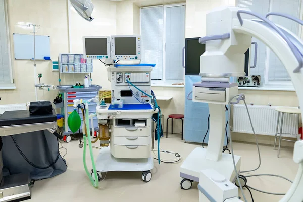 Sala Interior Cirurgia Moderna Vista Perto Equipamento Emergência Hospitalar — Fotografia de Stock