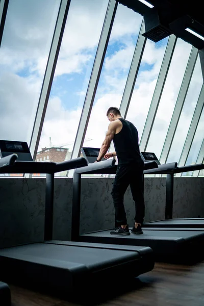 Modern beden eğitimi eğitimi. Fitness yaşam tarzı etkin çalışma