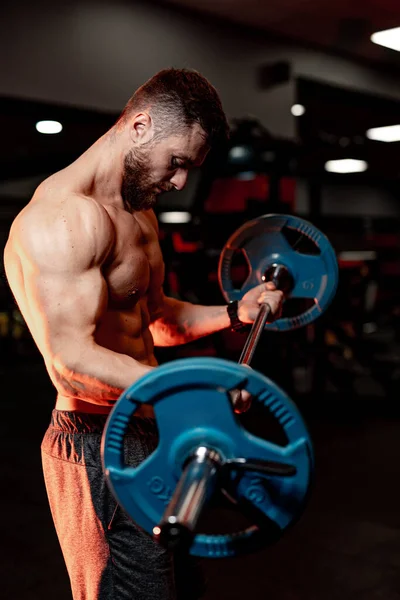 Hombre Atlético Joven Entrenamiento Ropa Deportiva Duro Gimnasio Guapo Estilo — Foto de Stock