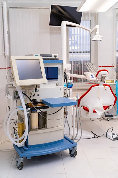 Light Clean Stomatology Room Modern Dentistry Room Modern Equipment —  Fotos de Stock