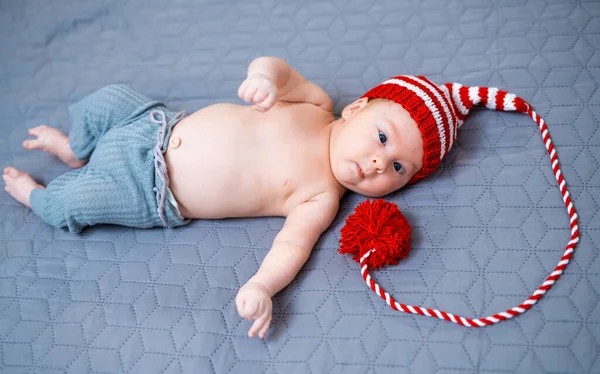 Adorable Sweet Baby Hat Pompon Pretty Funny Kid Hat Lying — Fotografia de Stock