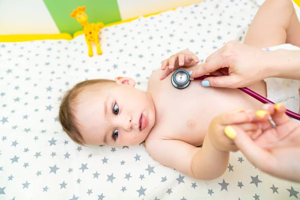 Little Infant Baby Hospital Pediatric Newborn Health Treating — Foto Stock