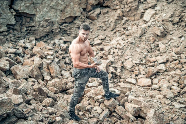 Hemdloser Starker Mann Beim Outdoor Training Sexy Porträt Eines Muskulösen — Stockfoto