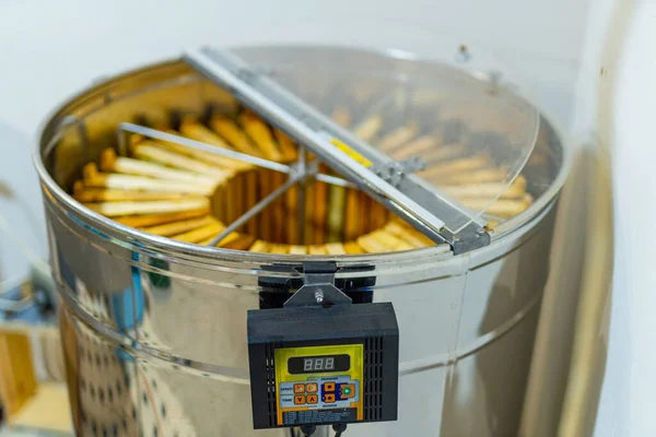 Machine Pour Récolte Miel Extracteur Alimentaire Naturel Doux — Photo