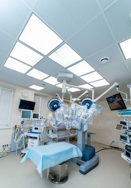 Medical Operation Involving Robot Robotic Modern Hospital Surgery Equipment — Stock Photo, Image