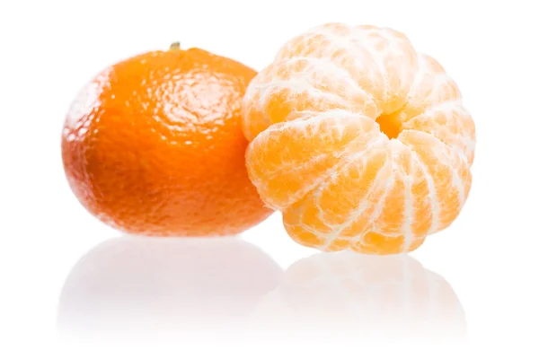 Mandarina madura e fresca . — Fotografia de Stock