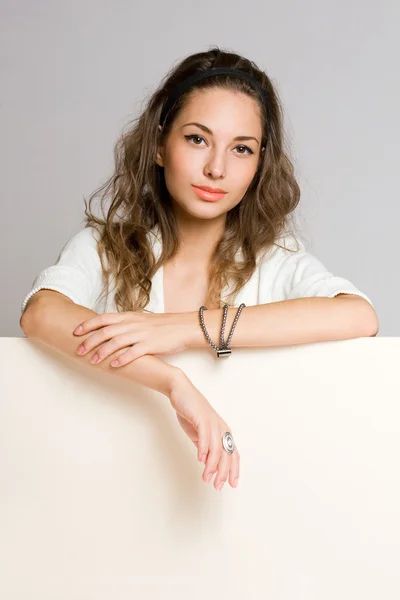 Brunette billboard beauty. — Stock Photo, Image