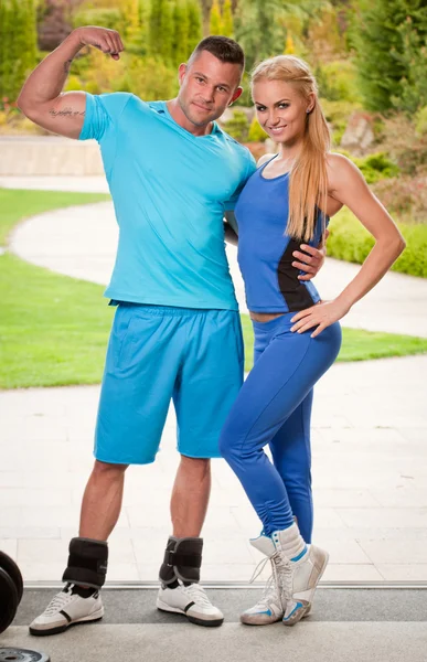 Pareja en forma . — Foto de Stock