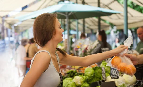 Fresh adn healthy. — Stock Photo, Image