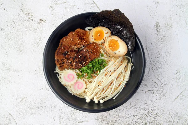 Photo Freshly Cooked Japanese Food Called Shio Ramen Ramen Noodles — Foto de Stock