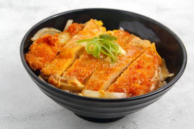 Photo of freshly cooked Japanese food called Katsudon.