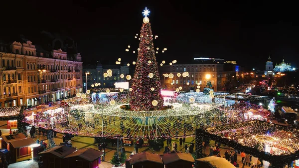 Hlavní vánoční stromek 2022 v Kyjevě — Stock fotografie