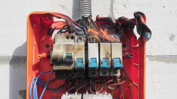 Tableau Combustion Cas Surcharge Court Circuit Sur Mur Disjoncteurs Feu — Video