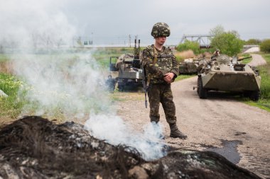 Kramatorsk, Ukrayna. 02.05.2014.? heckpoint Andreevka köyü yakınlarında.