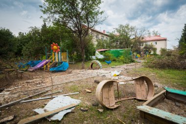 Bombed kindergarten Slavyansk clipart