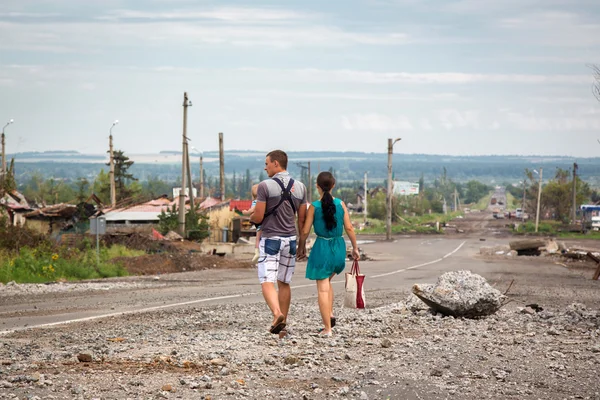 Семенівка. Слов'янськ. після війни. липня 2014 — стокове фото