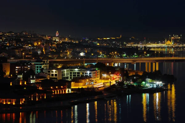 Altın Boynuz Koyu Nun Gece Manzarası Köprüler Camiler Stanbul Tarihi — Stok fotoğraf