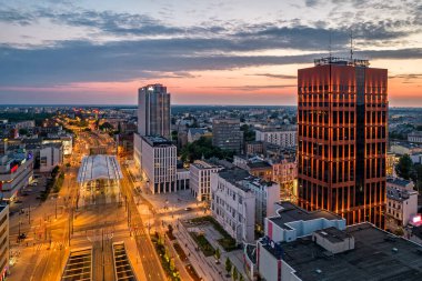 Lodz, Polonya - şehir merkezi manzaralı.
