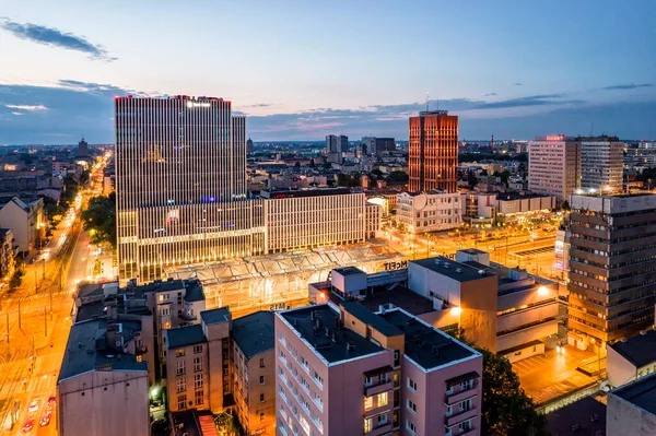 Lodz, Polonya - şehir merkezi manzaralı.