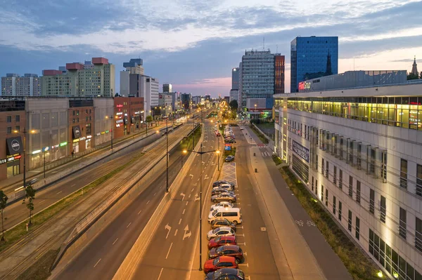 Lodz, Polonya - şehir merkezi manzaralı.
