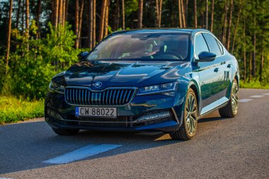 Skoda Superb sürümü Laurin Klement. 