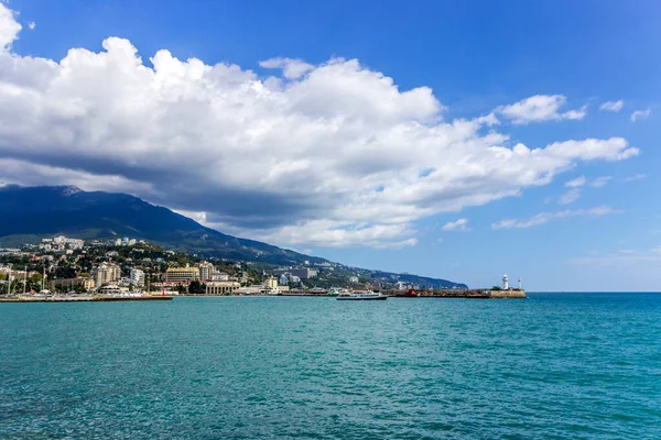 Mořské Nábřeží Města Jalta — Stock fotografie