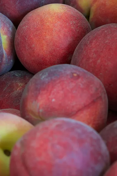 Fresh peaches — Stock Photo, Image