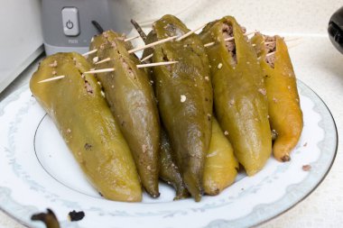 Ev Yapımı Hatch Yeşil Şili Relleno Köfte ve Peynir ile doldurulmuş