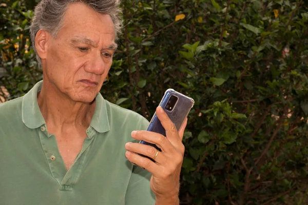 Senior Man Looking Message His Smartphone — Stock Photo, Image