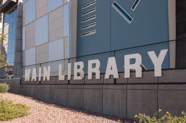 El Paso, Teksas, 1 Kasım 2007: El Paso şehir merkezindeki Ana Kütüphane Şubesine Ön Giriş.