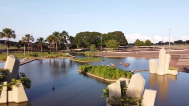 Brezilya 'nın Brasilia kentindeki Askeri Sektör yakınlarındaki Kristal Meydanı veya Park Kristali' nin Hava Görüntüsü