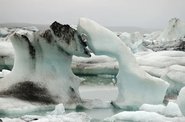 Jokulsarlon 环礁湖中的冰山. — 图库照片